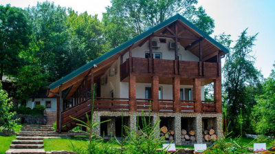 Рибалка на садибі: Родове гніздо у Вінницькій області