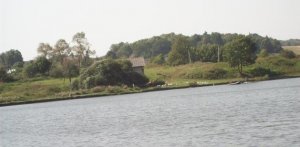 Озеро в Гологорах Львовской области