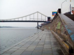 Рыбалка на Набережной в Киеве Киевской области-1