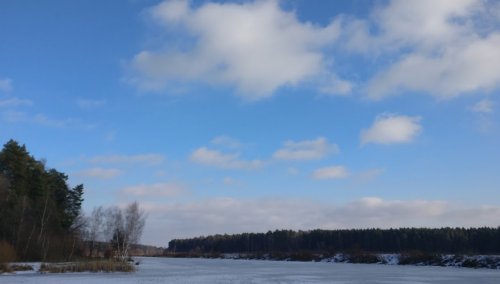 Рибалка біля селища Цумань у Волинській області