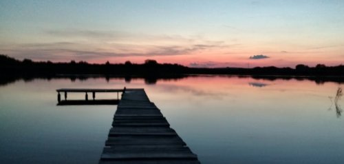 Рибалка біля селища Турійськ у Волинській області