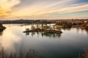 Рыбалка у села Базальтовое в Ровенской области-1