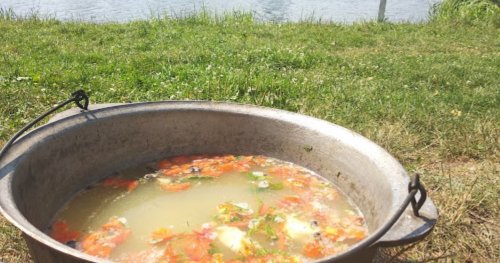 Рибалка біля села Марковичі у Волинській області