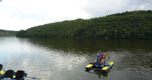 Риболовля в селі Ратищах в Тернопільській області