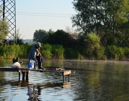 Рибалка на озері Костянтівка