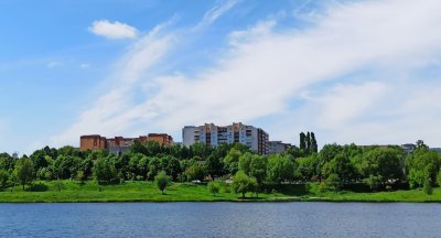 Рыбалка на озере в микрорайоне Озерна