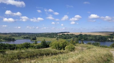 Рыбалка на озере Поплавок