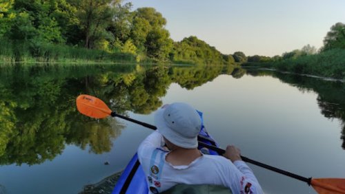 Рибалка на річці Сіверський Донець 