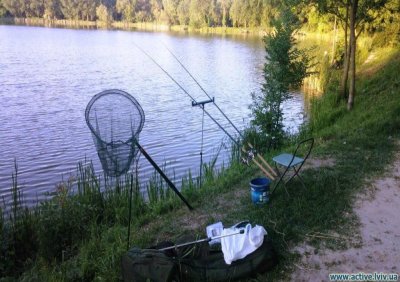 Рыбалка у села Хватов в Львовской области-3