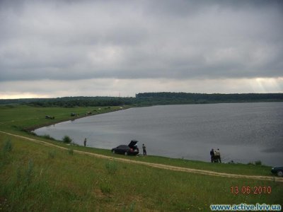 Рыбалка у села Терновица в Львовской области-3