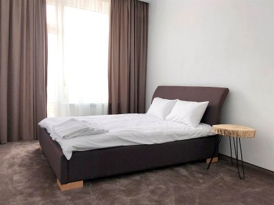 bbf1e77028f24f3f42330caa32476f57_1566374130