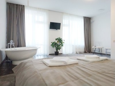 dbc501dc4d3152377b1d88bea92bed3e_1566374130